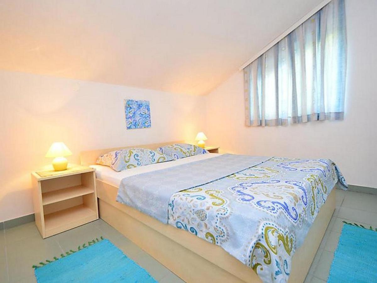 Apartments Bruno ตรีบูนย์ ภายนอก รูปภาพ