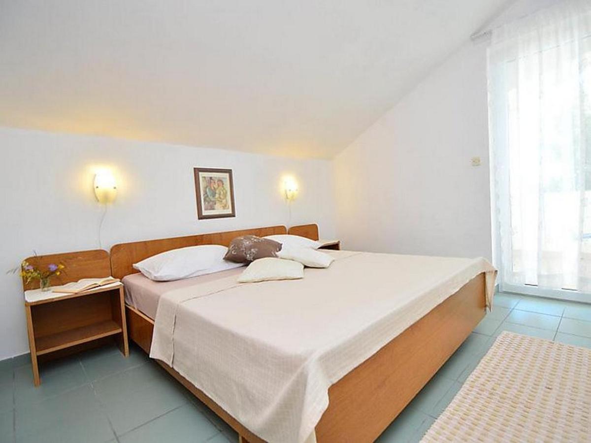 Apartments Bruno ตรีบูนย์ ภายนอก รูปภาพ